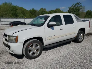 2010 Chevrolet Avalanche LT z VIN 3GNVKFE08AG250134, wystawiony jako Copart lot #53132885 z przebiegiem 214 769 mil mil oraz Szkoda całkowita • Salvage title. Historia ofert i sprzedaży dostępna na DreamBid. Obrazek 1.