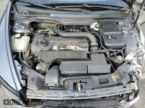 2010 Volvo C30 z VIN YV1672MK6A2173602, wystawiony jako Copart lot #77422084 z przebiegiem 120 350 mil mil oraz Szkoda całkowita • Salvage title. Historia ofert i sprzedaży dostępna na DreamBid. Obrazek 11.