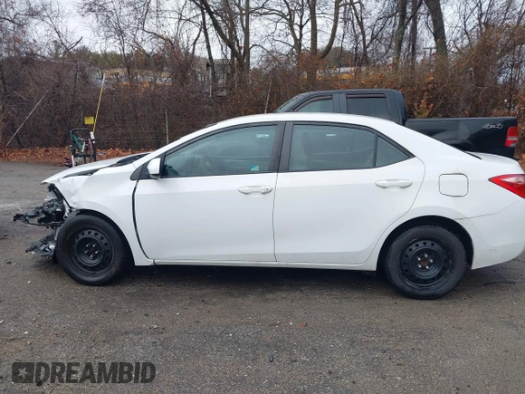 2018 Toyota Corolla L z VIN 2T1BURHEXJC071036, wystawiony jako IAAI lot #41213119 z przebiegiem 56 567 mil mil oraz . Historia ofert i sprzedaży dostępna na DreamBid. Obrazek 13.
