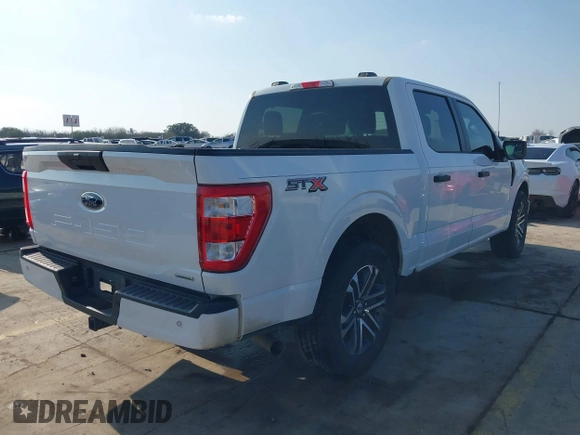 2023 Ford F-150 XL z VIN 1FTEW1CPXPKF87647, wystawiony jako IAAI lot #41486870 z przebiegiem 23 609 mil mil oraz . Historia ofert i sprzedaży dostępna na DreamBid. Obrazek 4.