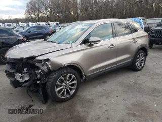 2018 Lincoln MKC Select z VIN 5LMCJ2D99JUL21181, wystawiony jako Copart lot #82827134 z przebiegiem 63 667 mil mil oraz Szkody całkowita. Historia ofert i sprzedaży dostępna na DreamBid. Obrazek 1.