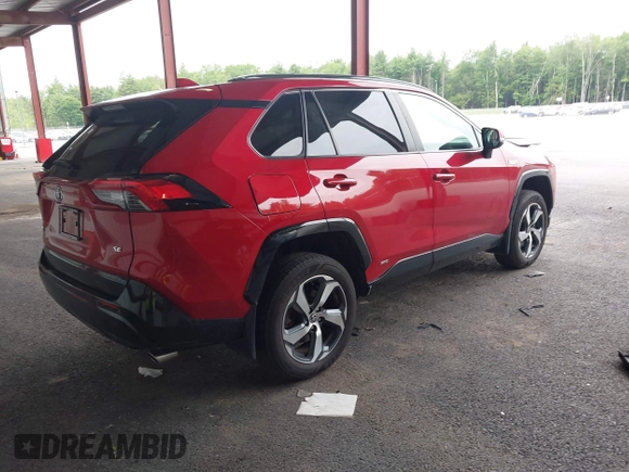2021 Toyota RAV4 SE with VIN JTMAB3FV8MD044152, listed as a IAAI auction lot 42521714 with 142,710 mi miles and . Bid and sale history available at DreamBid. Image 4.