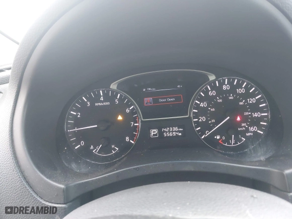2014 Nissan Altima 2.5 S with VIN 1N4AL3AP7EC197172, listed as a IAAI auction lot 42019200 with 142,336 mi miles. Bid and sale history available at carsss.com. Image 7.