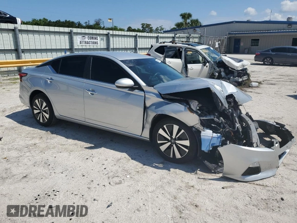 2022 Nissan Altima SV with VIN 1N4BL4DW8NN365287, listed as a Copart auction lot 49378025 with 15,402 mi miles and Non Repairable. Bid and sale history available at DreamBid. Image 4.