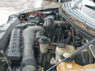 2007 Ford F-150 XLT with VIN 1FTPX14VX7FB25438, listed as a IAAI auction lot 41673899 with 155,808 mi miles and . Bid and sale history available at DreamBid. Image 14.