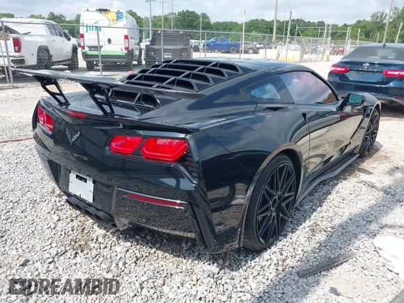 2016 Chevrolet Corvette 1LT with VIN 1G1YB2D70G5122511, listed as a IAAI auction lot 42305910 with 40,663 mi miles and . Bid and sale history available at DreamBid. Image 4.