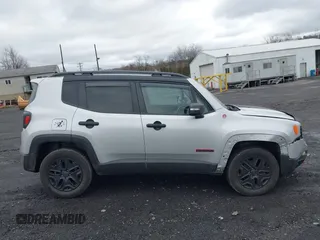 2018 Jeep Renegade Trailhawk with VIN ZACCJBCB1JPG74527, listed as a IAAI auction lot 41814352 with 71,120 mi miles. Bid and sale history available at carsss.com. Image 13.