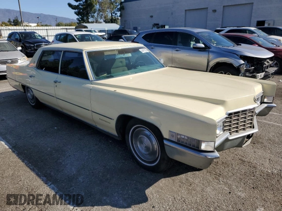1969 Cadillac Fleetwood z VIN P9296258, wystawiony jako Copart lot #44472325 z przebiegiem 45 798 mil mil oraz Czysty tytuł • Clean title. Historia ofert i sprzedaży dostępna na DreamBid. Obrazek 4.
