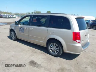 2016 Dodge Grand Caravan SXT with VIN 2C4RDGCGXGR151926, listed as a IAAI auction lot 41899225 with 69,456 mi miles. Bid and sale history available at carsss.com. Image 3.
