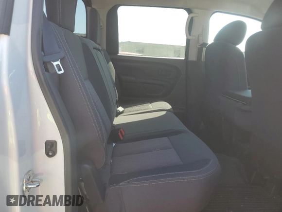 2022 Nissan Titan SV with VIN 1N6AA1EEXNN106670, listed as a Copart auction lot 75882384 with 16,441 mi miles and Clean title. Bid and sale history available at DreamBid. Image 10.