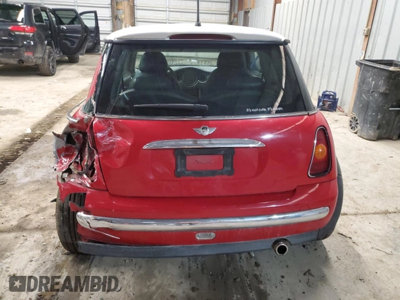 2002 MINI Hardtop with VIN WMWRC33452TC35333, listed as a Copart auction lot 44447425 with 166,353 mi miles and Salvage Title. Bid and sale history available at DreamBid. Image 6.