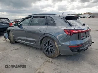 2024 Audi Q8 e-tron z VIN WA16AAGE5RB048734, wystawiony jako Copart lot #54393075 z przebiegiem Nie podano mil oraz Szkoda całkowita • Salvage title. Historia ofert i sprzedaży dostępna na DreamBid. Obrazek 2.