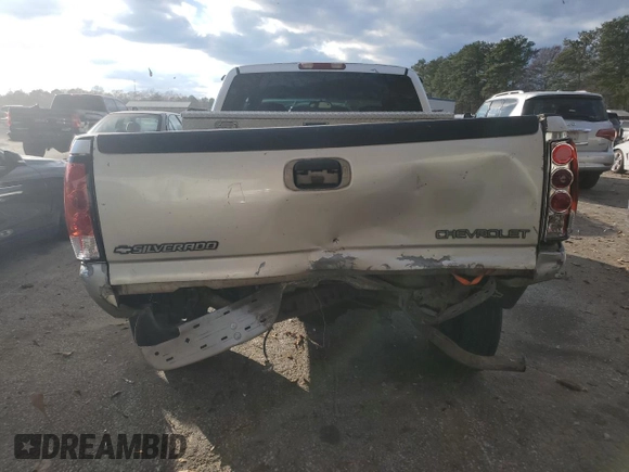 2001 Chevrolet Silverado 1500 LS with VIN 2GCEC19T011226870, listed as a Copart auction lot 85949824 with Not Provided miles and Salvage Title. Bid and sale history available at DreamBid. Image 6.