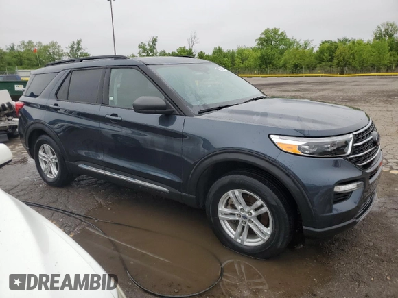 2022 Ford Explorer XLT z VIN 1FMSK8DH9NGA96996, wystawiony jako Copart lot #57039605 z przebiegiem 17 684 mil mil oraz Nie do naprawy • Non repairable. Historia ofert i sprzedaży dostępna na DreamBid. Obrazek 4.