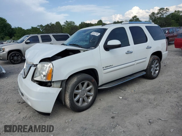 2007 GMC Yukon Denali z VIN 1GKFK63877J383310, wystawiony jako Copart lot #56122105 z przebiegiem 250 797 mil mil oraz Czysty tytuł • Clean title. Historia ofert i sprzedaży dostępna na DreamBid. Obrazek 1.