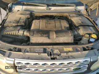 2010 Land Rover LR4 HSE with VIN SALAM2D42AA513627, listed as a Copart auction lot 70692984 with 146,171 mi miles and Salvage title. Bid and sale history available at DreamBid. Image 12.