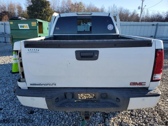 2008 GMC Sierra Denali with VIN 2GTEC638781112800, listed as a Copart auction lot 84473764 with NaN miles and Clean Title. Bid and sale history available at carsss.com. Image 6.