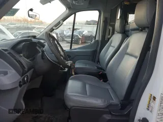 2015 Ford Transit XL z VIN 1FBZX2CM1FKB19531, wystawiony jako Copart lot #88655585 z przebiegiem 196 811 mil mil oraz Czysty tytuł • Clean title. Historia ofert i sprzedaży dostępna na DreamBid. Obrazek 7.