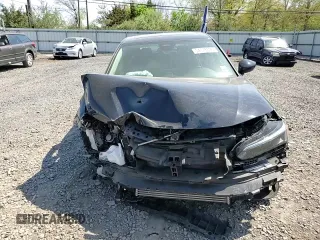 2022 Honda Civic EX-L z VIN 19XFL1H75NE002379, wystawiony jako Copart lot #54178595 z przebiegiem 15 233 mil mil oraz Szkoda całkowita • Salvage title. Historia ofert i sprzedaży dostępna na DreamBid. Obrazek 14.