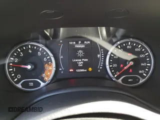 2017 Jeep Renegade Latitude with VIN ZACCJABB4HPG67092, listed as a Copart auction lot 42410215 with 122,085 mi miles and Salvage Title. Bid and sale history available at carsss.com. Image 9.