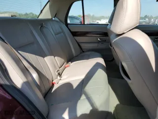 2007 Mercury Grand Marquis LS with VIN 2MEFM75V27X642659, listed as a Copart auction lot 53854085 with 90,612 mi miles and Clean Title. Bid and sale history available at carsss.com. Image 10.