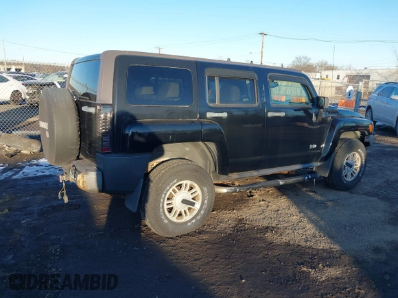 2006 Hummer H3 with VIN 5GTDN136668204393, listed as a IAAI auction lot 41436603 with 179,370 mi miles and . Bid and sale history available at DreamBid. Image 4.