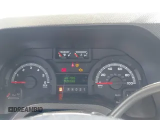 2014 Ford Econoline Passenger XL с VIN 1FBSS3BL0EDA81727, выставлен на аукционе IAAI как лот 41158204 с пробегом 493 524 миль миль и . История ставок и продаж доступна на DreamBid. Изображение 7.