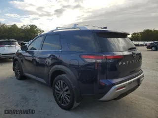 2024 Nissan Pathfinder SL with VIN 5N1DR3CB7RC243155, listed as a Copart auction lot 49779345 with 31,002 mi miles and Salvage Title. Bid and sale history available at carsss.com. Image 2.