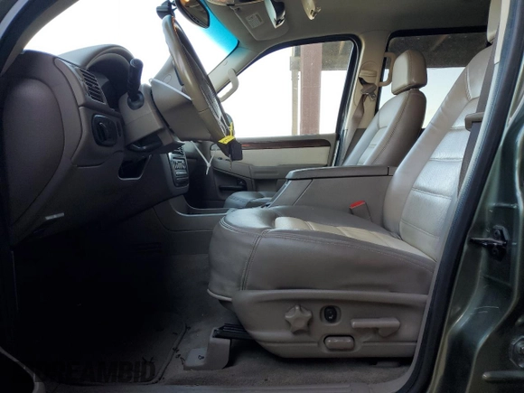 2002 Ford Explorer Eddie Bauer with VIN 1FMZU74W92ZA37349, listed as a Copart auction lot 42960695 with 206,675 mi miles and Salvage title. Bid and sale history available at DreamBid. Image 7.