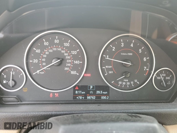 2017 BMW 4 Series 430i with VIN WBA4U7C5XH5H19230, listed as a Copart auction lot 55303435 with 98,762 mi miles and Salvage title. Bid and sale history available at DreamBid. Image 9.