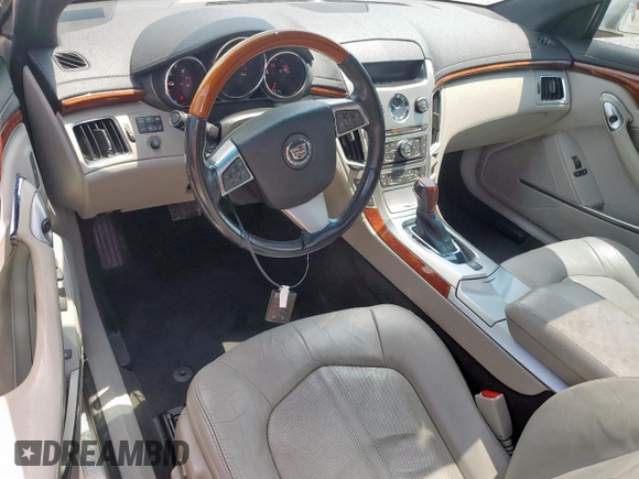 2011 Cadillac CTS Premium z VIN 1G6DP1EDXB0123728, wystawiony jako Copart lot #57966175 z przebiegiem 147 068 mil mil oraz Szkoda całkowita • Salvage title. Historia ofert i sprzedaży dostępna na DreamBid. Obrazek 8.
