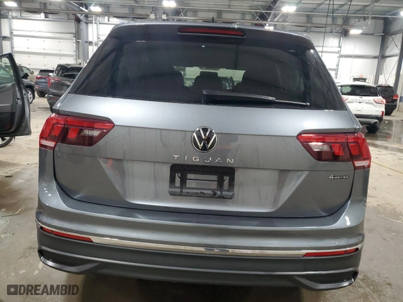 2022 Volkswagen Tiguan S with VIN 3VV0B7AX3NM116958, listed as a Copart auction lot 83080384 with 26,828 mi miles and Salvage Title. Bid and sale history available at carsss.com. Image 6.