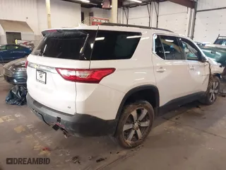 2019 Chevrolet Traverse LT Leather with VIN 1GNEVHKWXKJ147566, listed as a IAAI auction lot 40885257 with 116,690 mi miles. Bid and sale history available at carsss.com. Image 4.