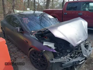 2018 Tesla Model S 75D z VIN 5YJSA1E24JF293863, wystawiony jako IAAI lot #41770779 z przebiegiem Nie podano mil oraz . Historia ofert i sprzedaży dostępna na DreamBid. Obrazek 1.
