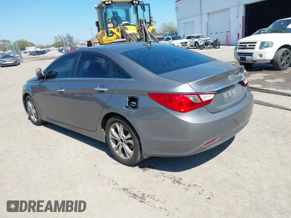 2011 Hyundai Sonata Limited with VIN 5NPEC4AC5BH099742, listed as a IAAI auction lot 41638390 with 253,677 mi miles and . Bid and sale history available at DreamBid. Image 3.