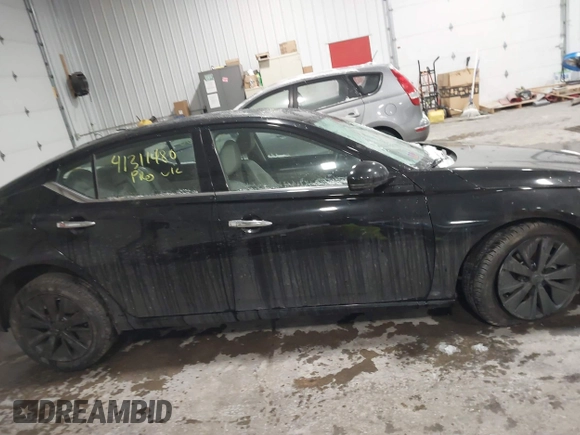 2020 Nissan Altima SV z VIN 1N4BL4DW5LC178405, wystawiony jako IAAI lot #41311480 z przebiegiem 63 310 mil mil oraz . Historia ofert i sprzedaży dostępna na DreamBid. Obrazek 13.