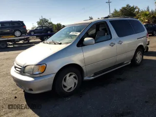2003 Toyota Sienna LE with VIN 4T3ZF13CX3U548606, listed as a Copart auction lot 76382844 with 199,793 mi miles and Salvage Title. Bid and sale history available at carsss.com. Image 1.