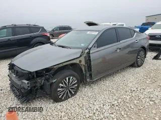 2024 Nissan Altima 2.5 SV with VIN 1N4BL4DW5RN397409, listed as a Copart auction lot 45569115 with 7,917 mi miles and Salvage Title. Bid and sale history available at carsss.com. Image 1.