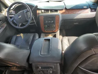 2007 Chevrolet Avalanche 3LT z VIN 3GNEC12007G206898, wystawiony jako Copart lot #55561475 z przebiegiem Nie podano mil oraz Czysty tytuł • Clean title. Historia ofert i sprzedaży dostępna na DreamBid. Obrazek 8.