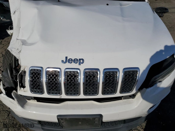 2019 Jeep Cherokee Latitude Plus with VIN 1C4PJLLB0KD204366, listed as a Copart auction lot 49886995 with 91,108 mi miles and Salvage Title. Bid and sale history available at carsss.com. Image 12.