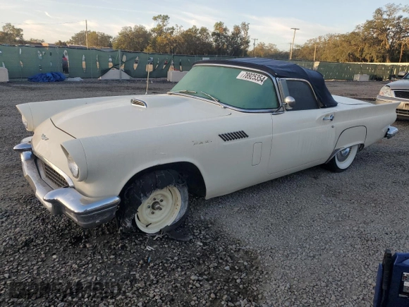 1957 Ford Thunderbird with VIN D7FH158268, listed as a Copart auction lot 78925354 with 5,740 mi miles and Salvage Title. Bid and sale history available at DreamBid. Image 1.