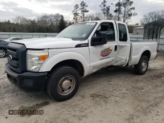 2015 Ford F-250 XLT z VIN 1FT7X2A67FED29332, wystawiony jako Copart lot #42584455 z przebiegiem 108 164 mil mil oraz Szkoda całkowita • Salvage title. Historia ofert i sprzedaży dostępna na DreamBid. Obrazek 1.