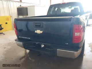 2008 Chevrolet Silverado 1500 LT w/1LT with VIN 2GCEC19C481222752, listed as a IAAI auction lot 41278747 with 211,484 mi miles. Bid and sale history available at carsss.com. Image 16.