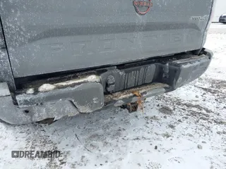 2023 Nissan Frontier SV с VIN 1N6ED1EK3PN629272, выставлен на аукционе IAAI как лот 41630453 с пробегом 27 882 миль миль и . История ставок и продаж доступна на DreamBid. Изображение 6.