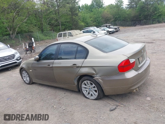 2006 BMW 3 Series 325i with VIN WBAVB13556PT20800, listed as a IAAI auction lot 42072125 with 183,274 mi miles. Bid and sale history available at carsss.com. Image 6.