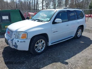 2007 GMC Envoy Denali z VIN 1GKET63M872108643, wystawiony jako IAAI lot #41942644 z przebiegiem 206 246 mil mil oraz . Historia ofert i sprzedaży dostępna na DreamBid. Obrazek 2.
