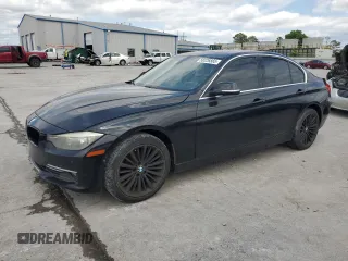 2013 BMW 3 Series 328i z VIN WBA3A5G56DNP18702, wystawiony jako Copart lot #58226565 z przebiegiem 149 247 mil mil oraz Czysty tytuł • Clean title. Historia ofert i sprzedaży dostępna na DreamBid. Obrazek 1.
