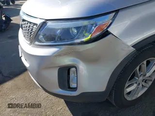 2014 Kia Sorento LX with VIN 5XYKT3A65EG434405, listed as a IAAI auction lot 41755440 with 154,019 mi miles. Bid and sale history available at carsss.com. Image 6.