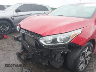 2021 Kia Forte LXS z VIN 3KPF24AD7ME330860, wystawiony jako IAAI lot #41558265 z przebiegiem 100 409 mil mil oraz . Historia ofert i sprzedaży dostępna na DreamBid. Obrazek 20.