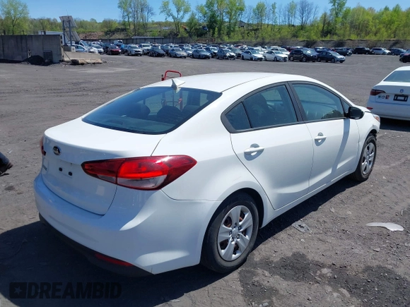 2018 Kia Forte LX with VIN 3KPFK4A76JE236023, listed as a IAAI auction lot 42168951 with 1 mi miles. Bid and sale history available at carsss.com. Image 4.